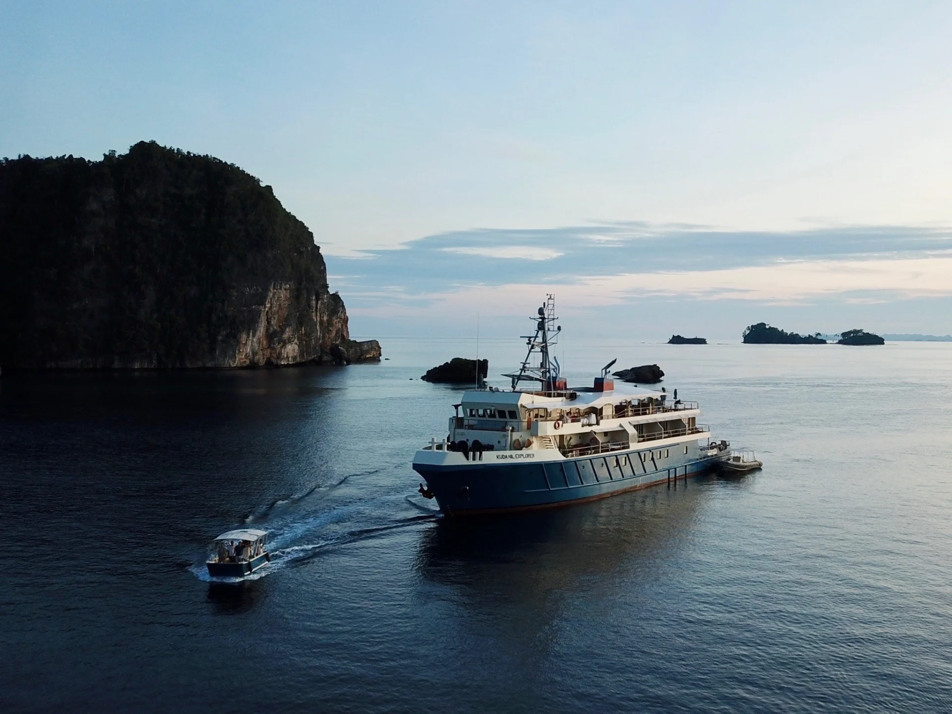 Kudanil Explorer on Alor