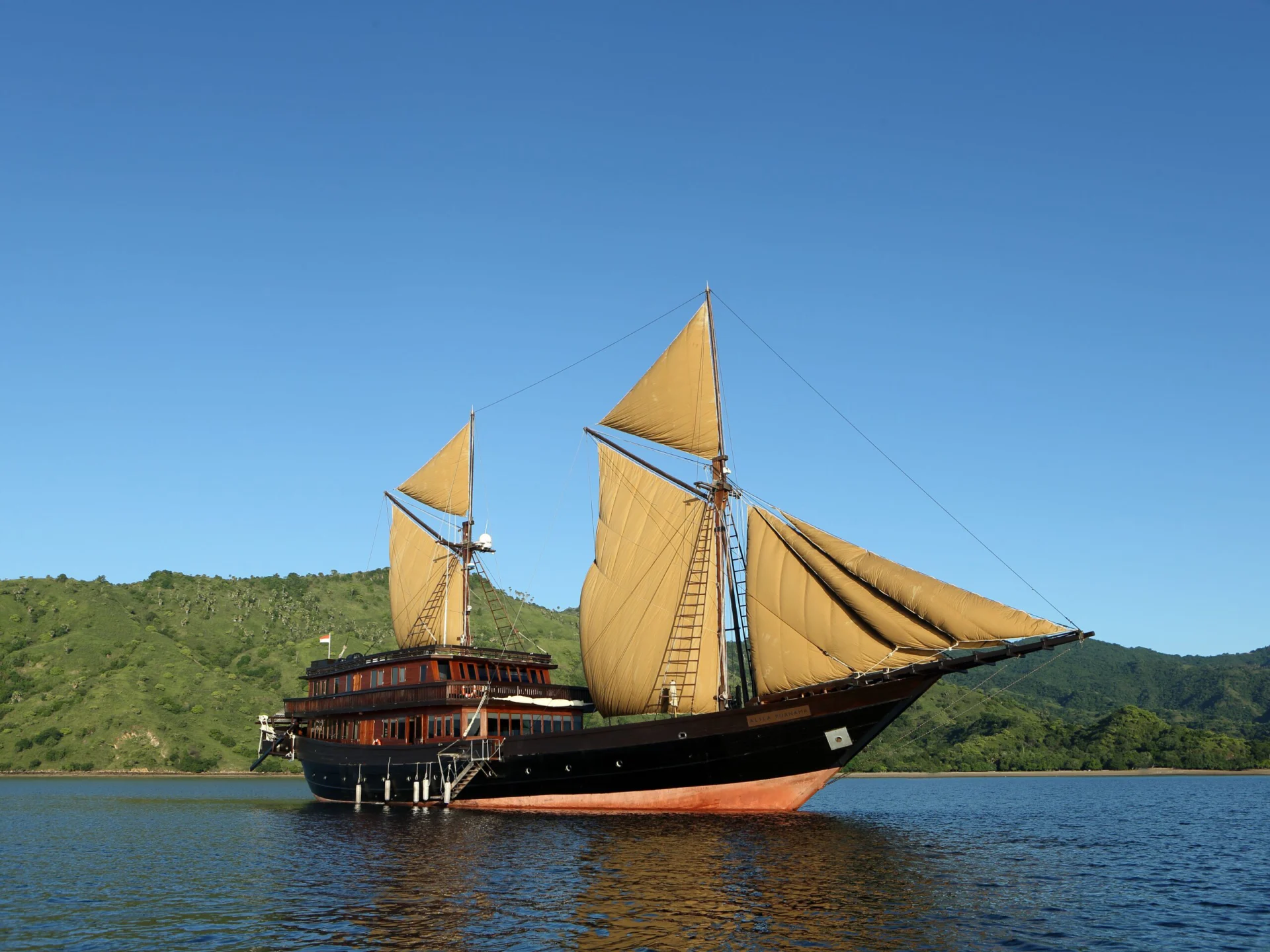 Alila Purnama on Alor