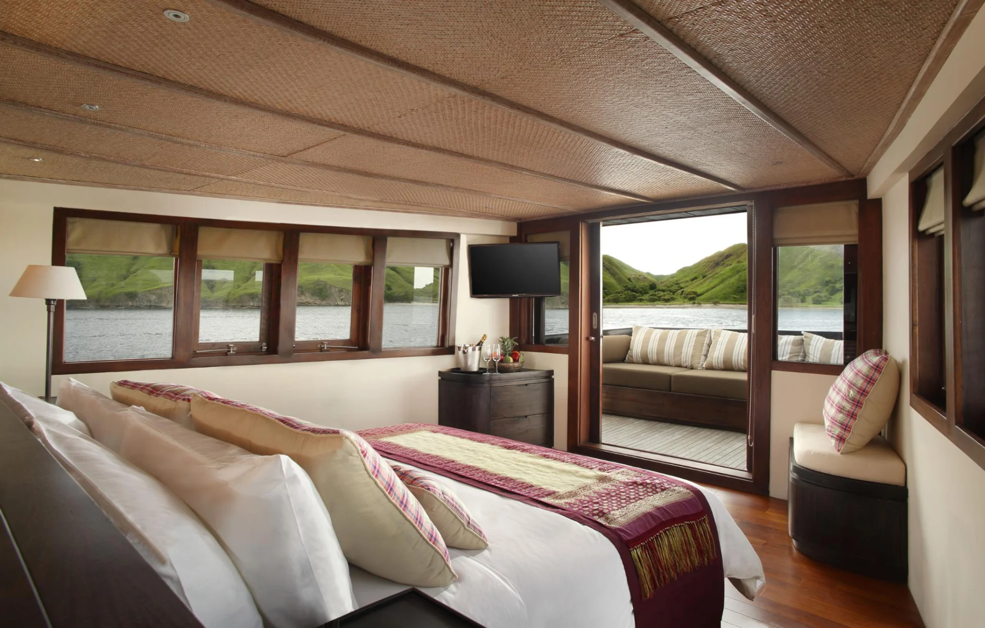 Master bedroom of a Phinisi, Luxurious and Comfortable.