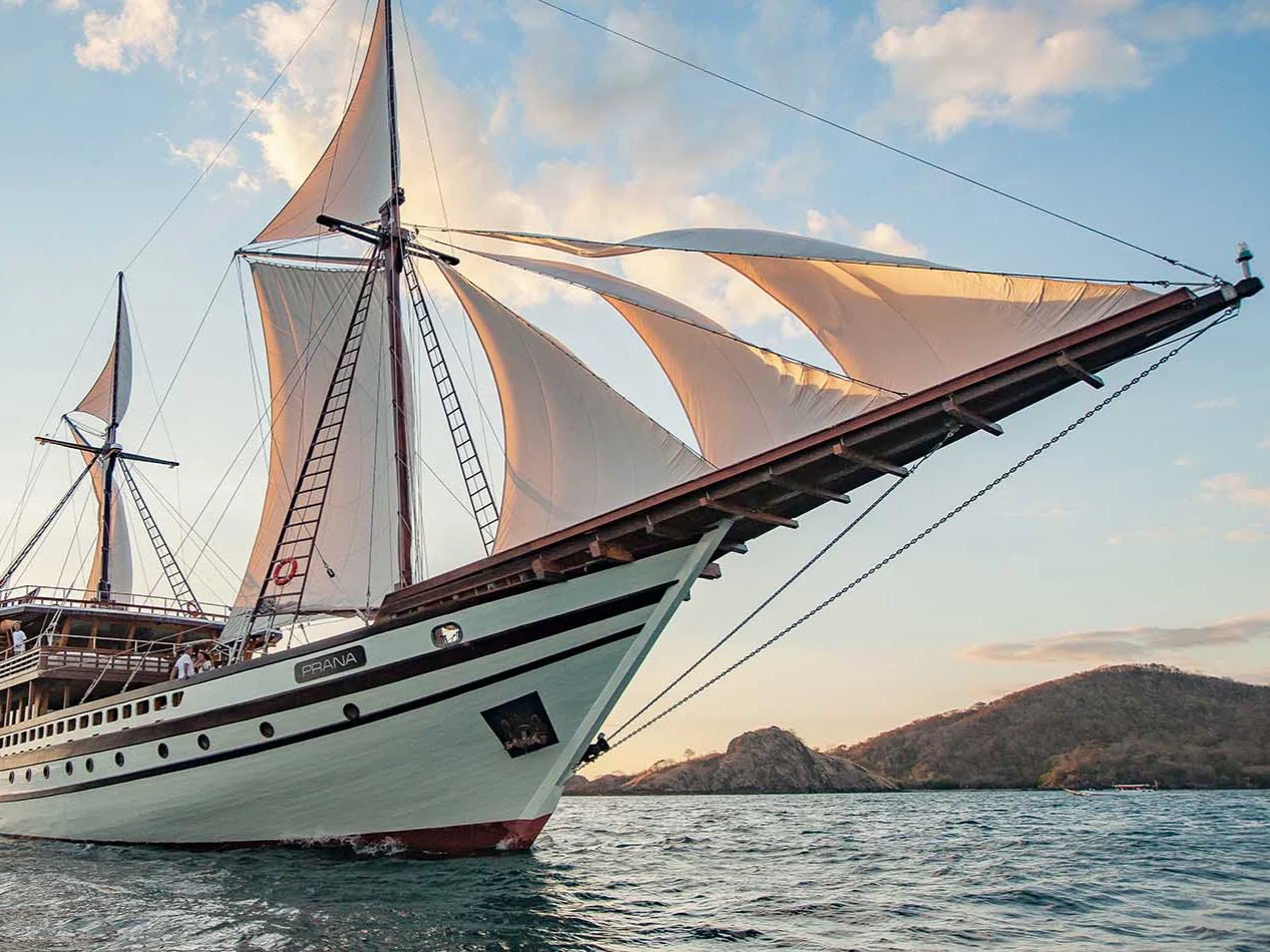 Prana by Atzaro Luxury Yacht
